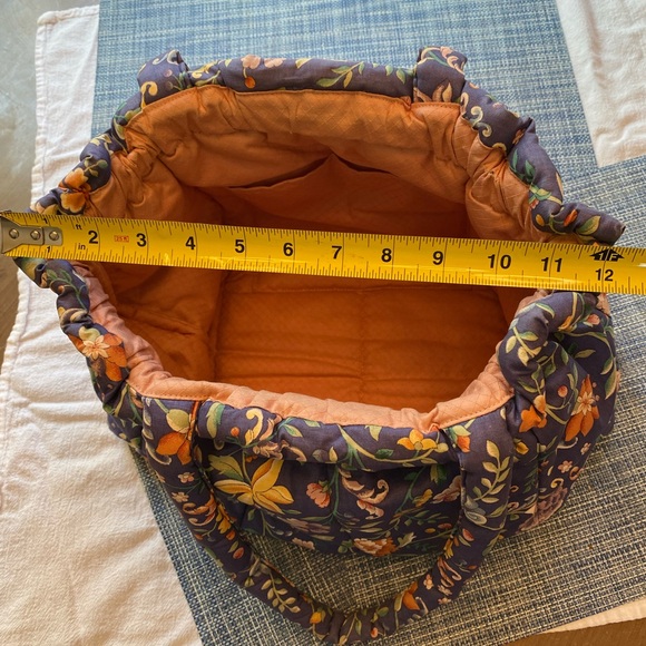 HOLDINGS Floral, Roomy Metal Collapsible Quilted Bag - Picture 8 of 13